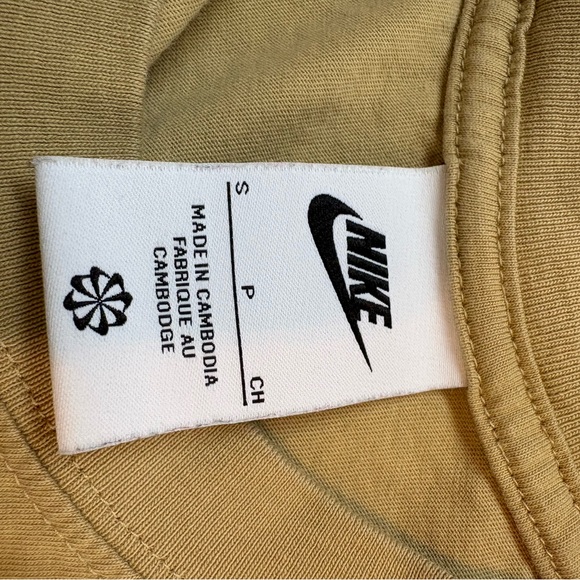 Nike women’s Crop Tank - Size S - Picture 4 of 6